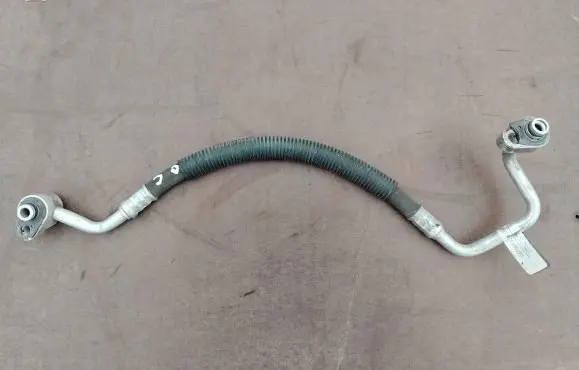 Chrysler 300 - 300C Air conditioning (A/C) pipe/hose 04596482AE