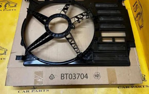 BMW X2 F39 Radiator cooling fan shroud 17428645858 8645858