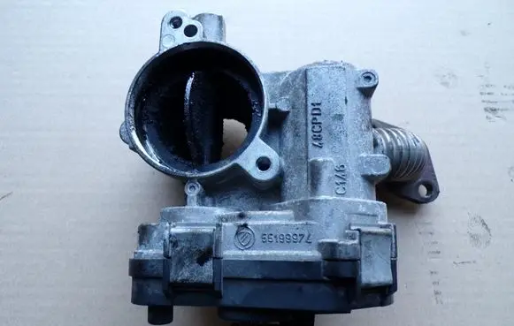 Opel Vectra C Throttle body valve 55199974