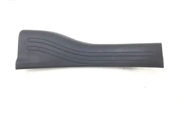 Nissan Juke I F15 Rear sill trim cover 796B61KA2A