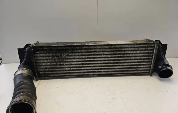 BMW 5 F10 F11 Intercooler radiator 7805629 009134 R7368003