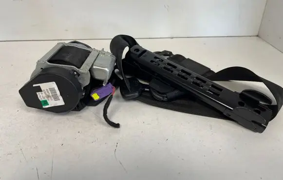 Audi Q7 4L Front seatbelt 4L1857706