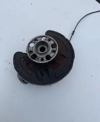 Mercedes-Benz C W205 Rear wheel hub 2055467480