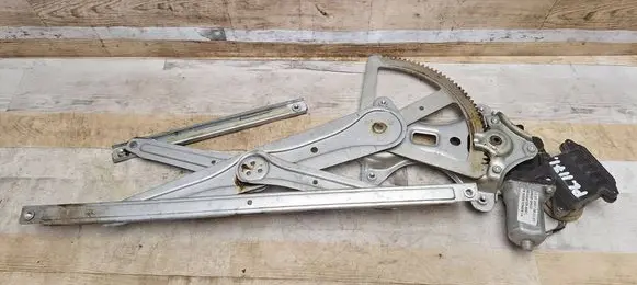 Toyota Corolla Verso AR10 Front door window regulator with motor 698200F010 997249103 997249