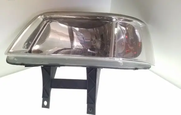 Volkswagen Transporter - Caravelle T5 Headlight/headlamp 7H1941015J