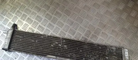 Engine oil radiator
