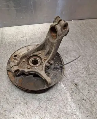 Nissan Qashqai Front wheel hub