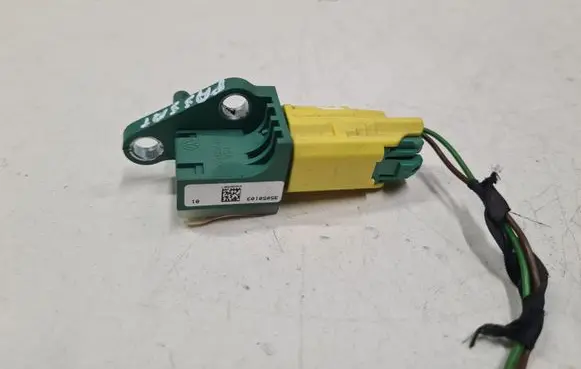 Volkswagen PASSAT B6 Airbag deployment crash/impact sensor 3C0909606