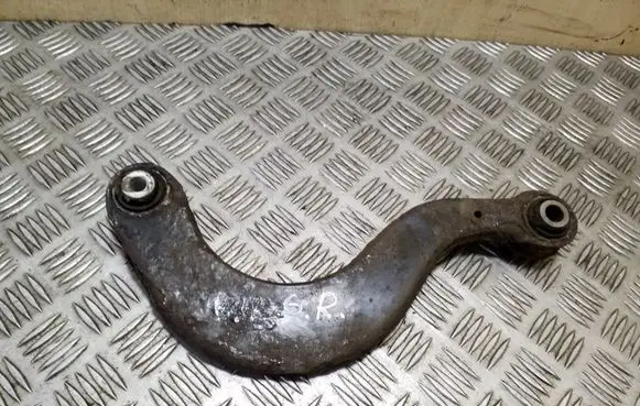 Rear control arm