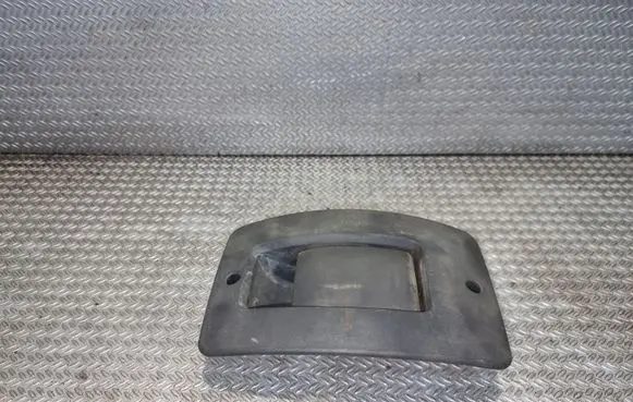 Loading door interior handle