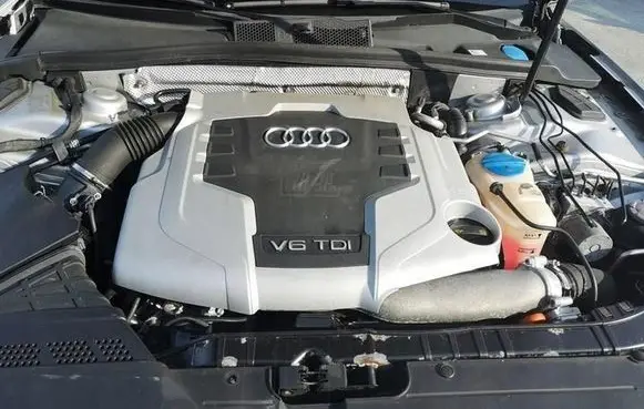Audi A5 8T 8F Engine CCW CCWA