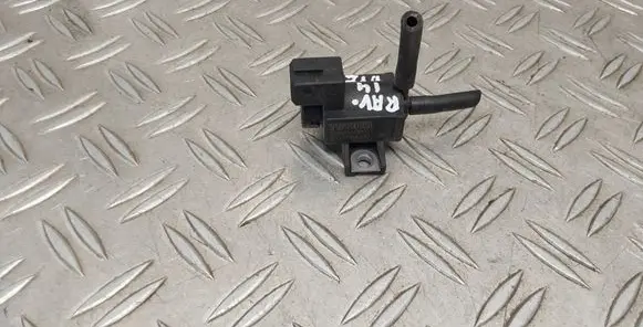 Toyota RAV 4 (XA40) Turbo solenoid valve 258600R011