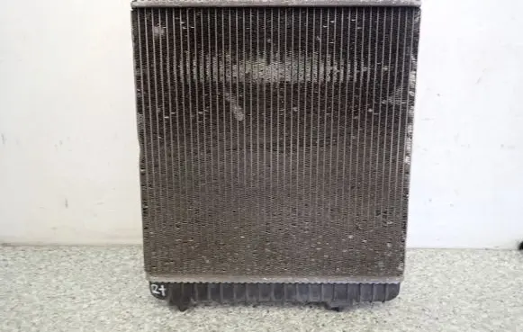 Suzuki Wagon R+ Coolant radiator