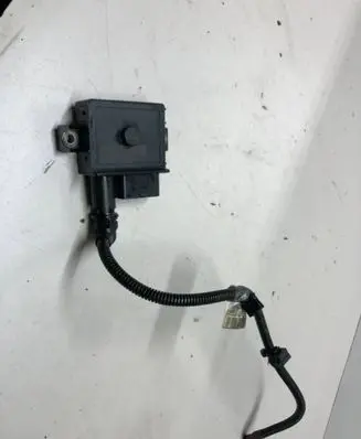 BMW 5 F10 F11 Glow plug pre-heat relay 7800156 0004753669