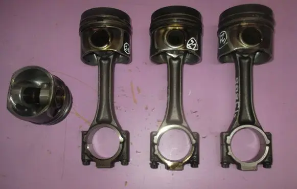 Volkswagen Polo V 6R Piston 198GBA