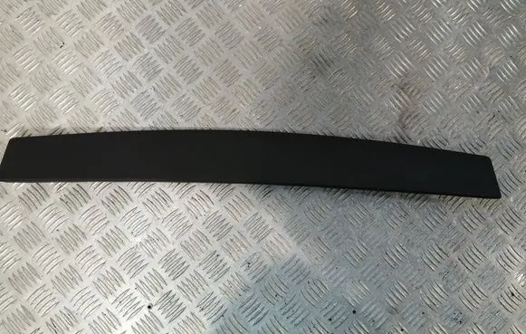 Toyota Avensis T250 Other trunk/boot trim element 6479005040
