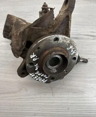 Peugeot 406 Front wheel hub