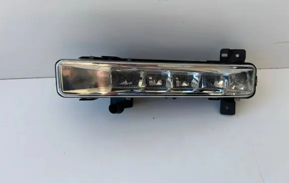 BMW 5 G30 G31 Front fog light 89250251