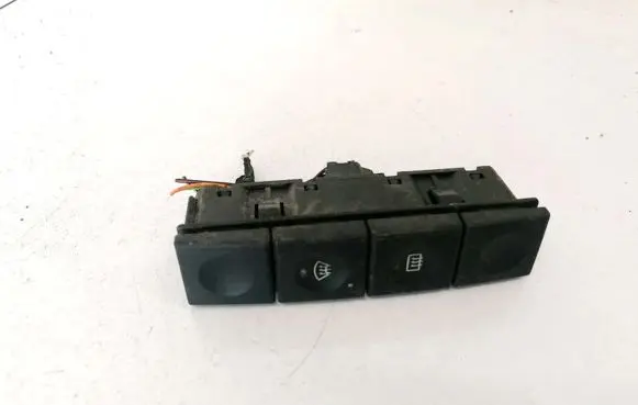 Ford Fiesta Windscreen/window heater switch 2S6T18K574AC