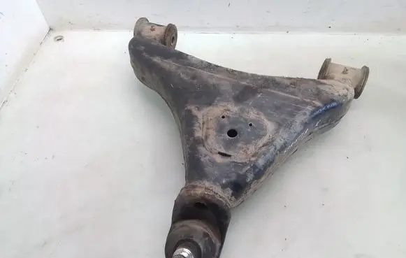 Mercedes-Benz Sprinter W901 W902 W903 W904 Front lower control arm/wishbone