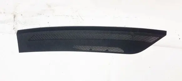 Mercedes-Benz C AMG W204 Dash center air vent grill A2046801707