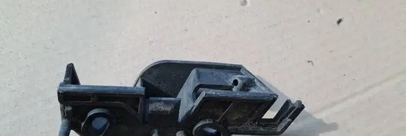 Audi A4 S4 B8 8K Front bumper mounting bracket 8K0807284E