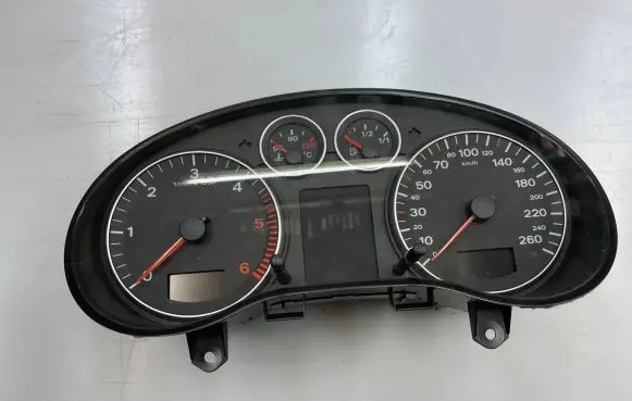 Audi A3 S3 8P Speedometer (instrument cluster) 8P0920900S