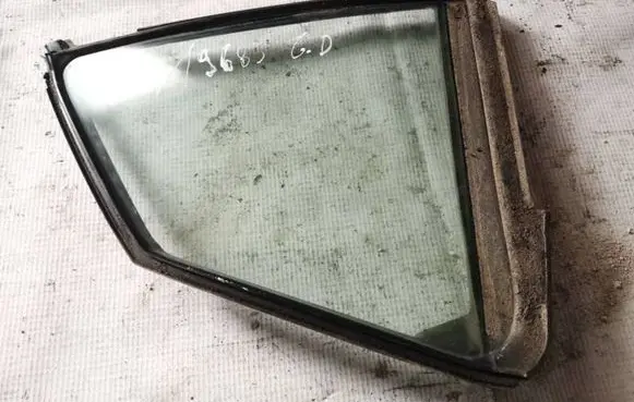 Mazda 6 Rear vent window glass 