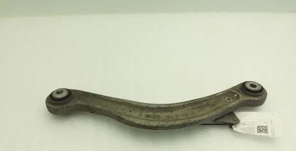 Rear control arm