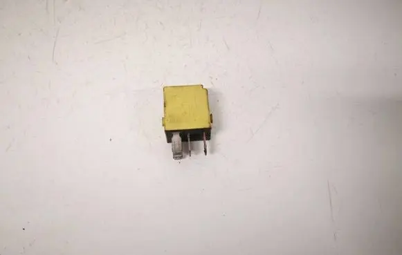 Mercedes-Benz E W211 Other relay 4RD00781402
