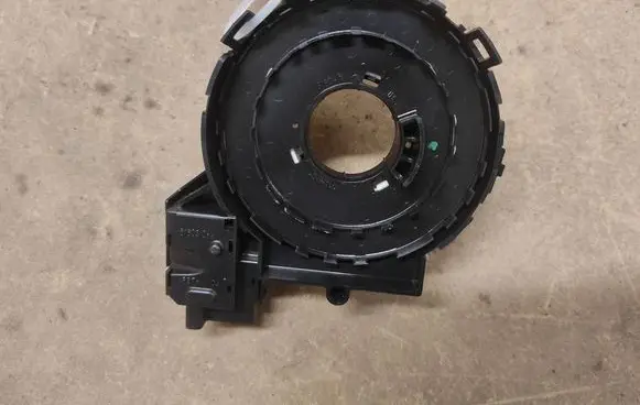 Volkswagen Golf V Airbag slip ring squib (SRS ring) 1K0959653C