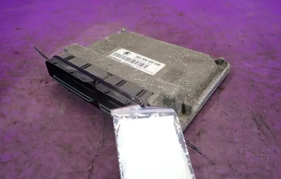 Skoda Octavia Mk2 (1Z) Engine control unit/module ECU 