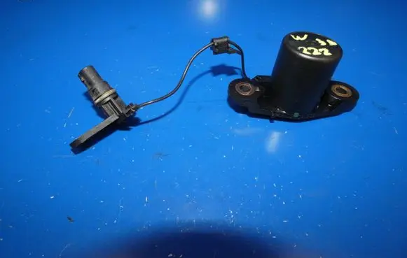Mercedes-Benz S W222 Oil level sensor A0011531332