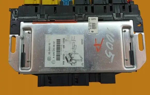 Mercedes-Benz S W220 Fuse box set A0285459832