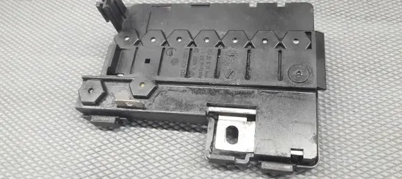 Skoda Rapid (NH) Fuse 6r0937550a