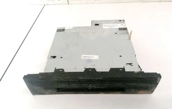 Audi Q7 4L CD/DVD changer 4l0035110 4l0910110 4l00351104l0910110