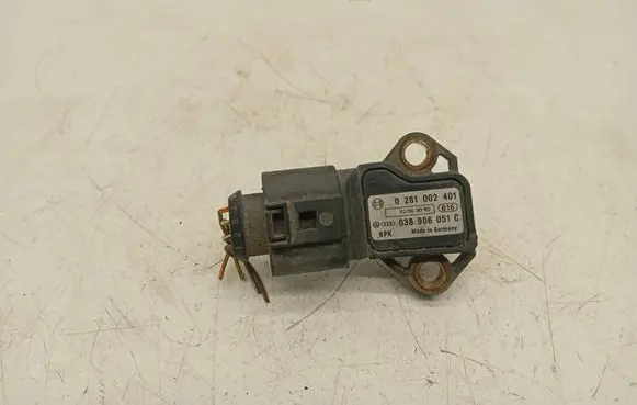 Audi A4 S4 B6 8E 8H Air pressure sensor 0281002401 038906051C