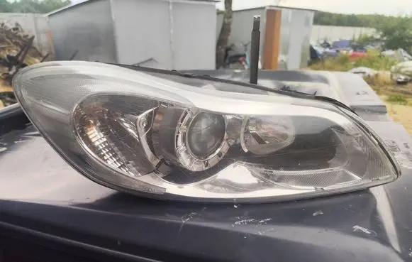 Headlight/headlamp