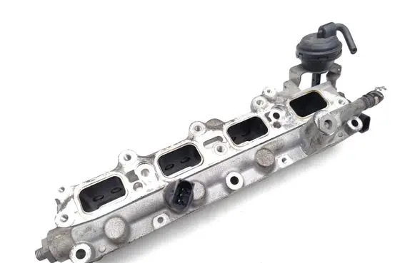 Volkswagen Golf V Intake manifold 03C133204AA 06D906051A