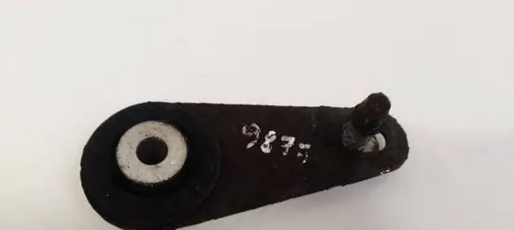 Citroen C5 Engine mount bracket