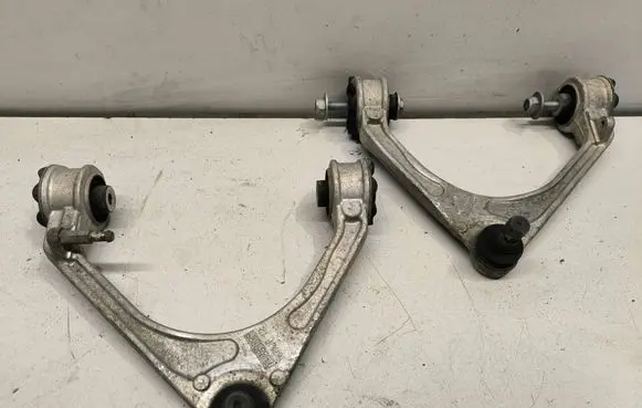 Jaguar XF Front control arm GX733091 GX733084