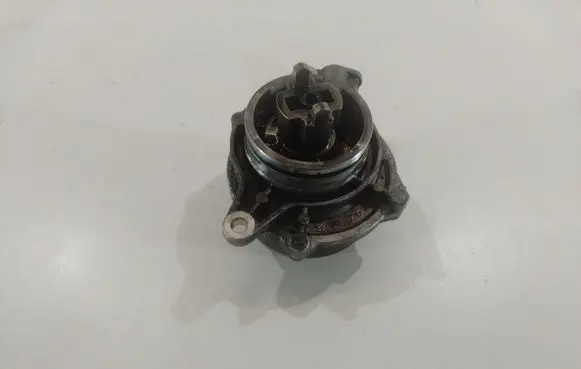 BMW 3 E90 E91 Vacuum pump 7791232