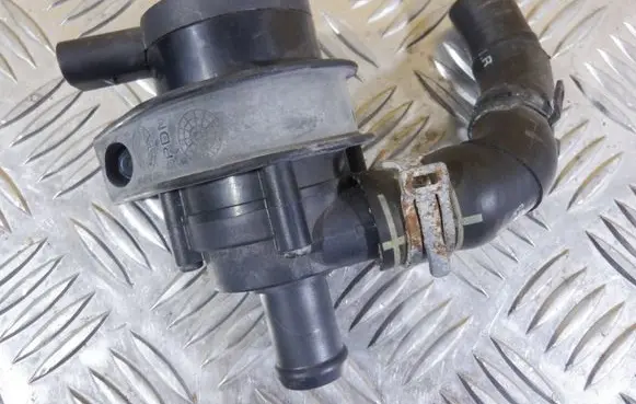 Volkswagen Golf VI Electric auxiliary coolant/water pump 1K0965561F