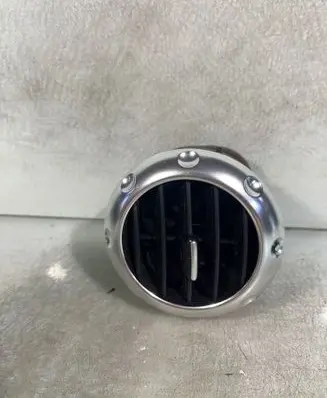 Audi TT Mk1 Dash center air vent grill 8n0820901a