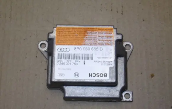 Audi A3 S3 8P Airbag control unit/module 0285001700