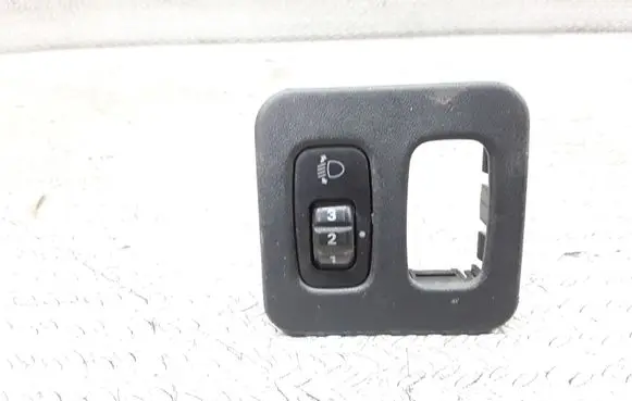 Mitsubishi Pajero Headlight level height control switch