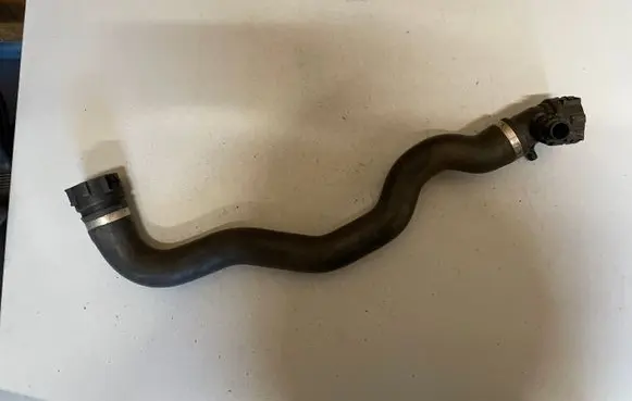 BMW 1 F20 F21 Engine coolant pipe/hose 7811127