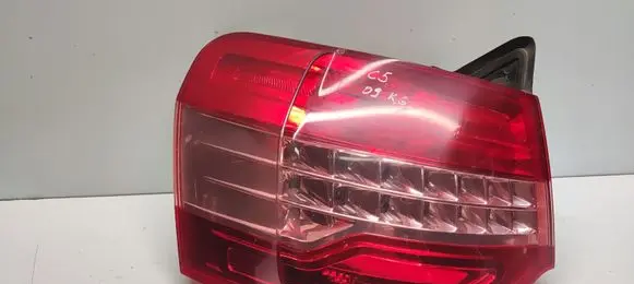 Rear/tail lights