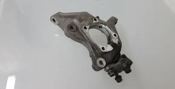 Lexus CT 200H Front wheel hub