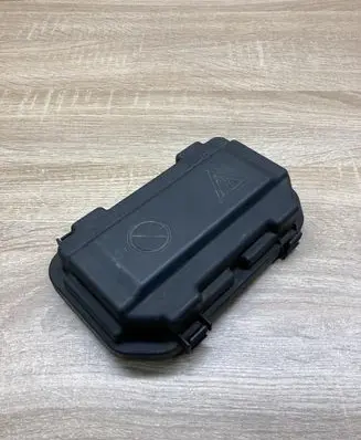 BMW 3 F30 F35 F31 Fuse box cover 9224872 106887